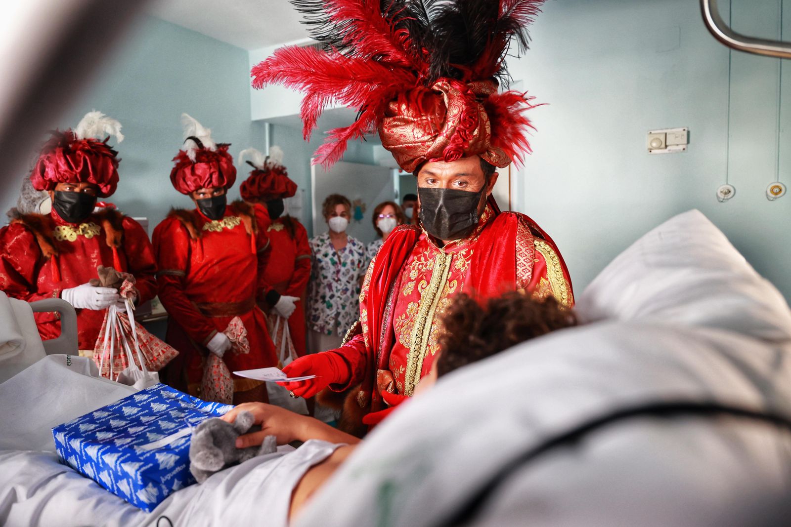 Las imágenes de la visita de los Reyes Magos a Cádiz