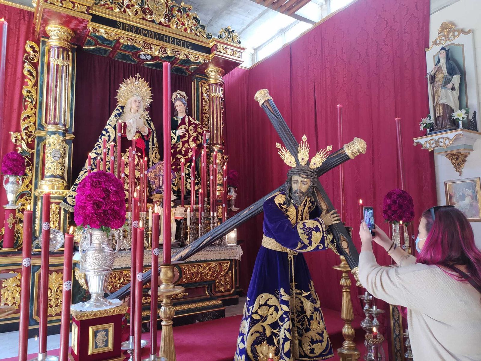 Altar de Afligidos en el Cristo.