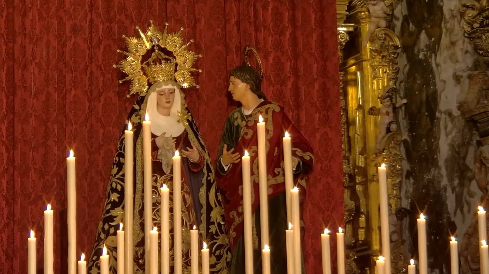 Aunque no existe documentación, Astorga pudo ejecutar el conjunto de manera simultánea en el marco de una misma iconografía