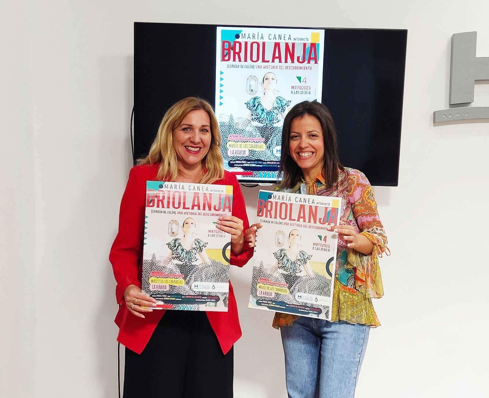 Belén Castillo y María Canea en la presentación del espectáculo.