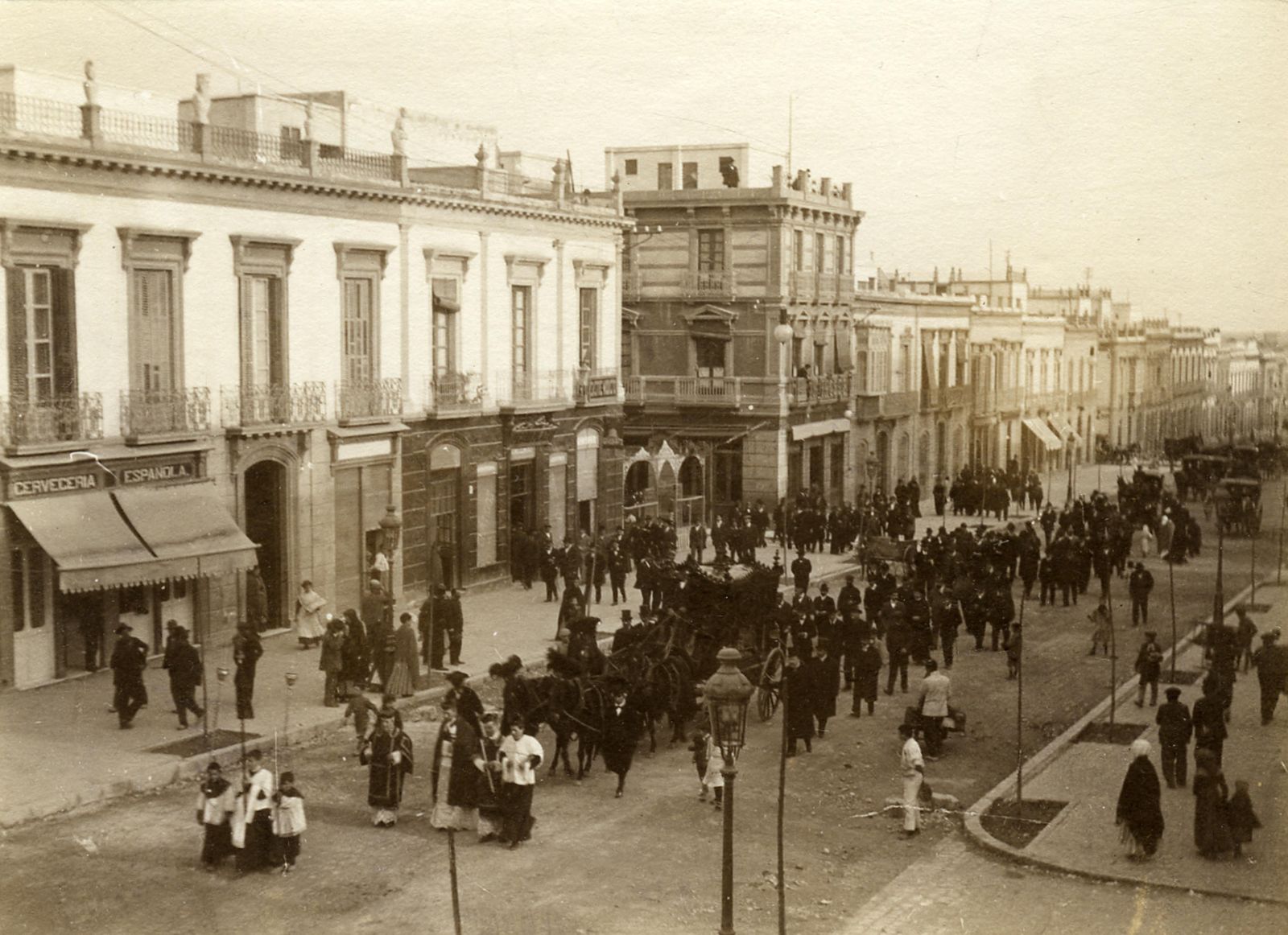 Paseo de Almería (y XII)