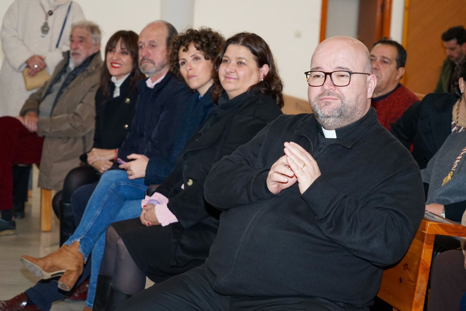 La AM de Las Angustias de Vícar viste de gala su música con un nuevo uniforme