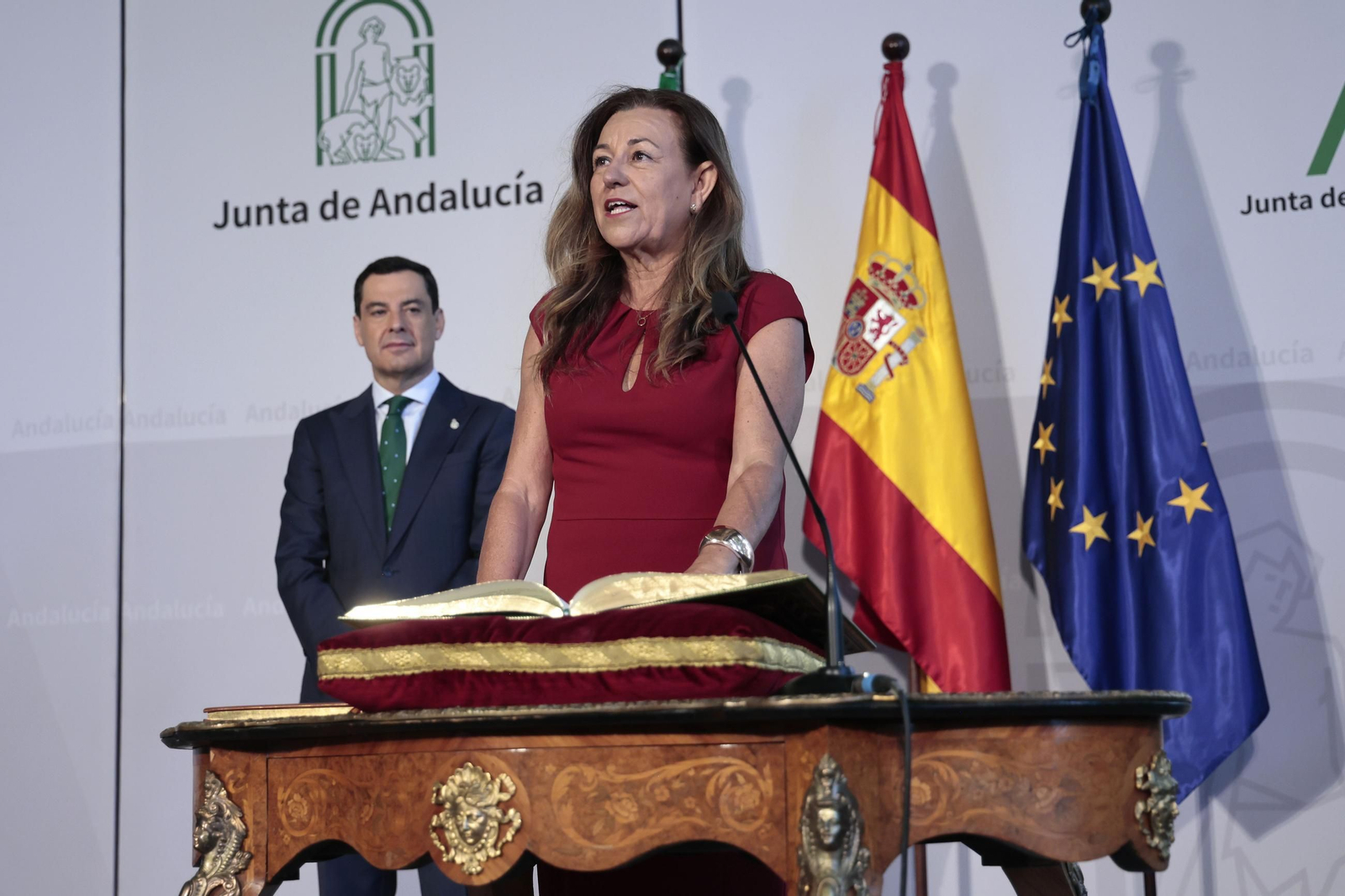 Las imágenes de la toma de posesión del nuevo Consejo de Gobierno de Andalucía