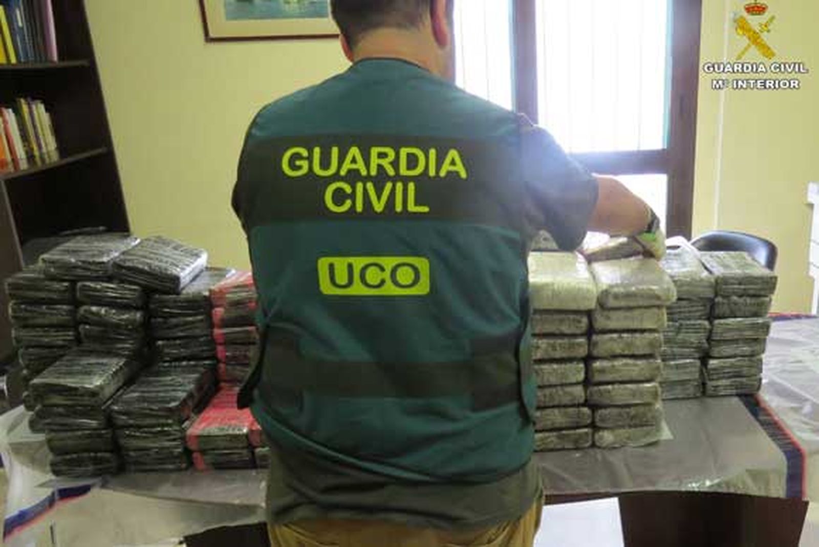 Una marinera avisó de la droga en el buque escuela