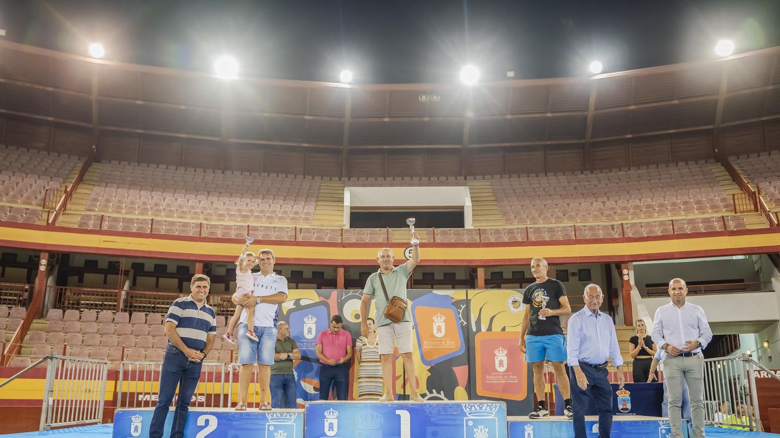 Uno de los podios de una de las competiciones de las ‘100 Horas de Deporte’ de Roquetas de Mar