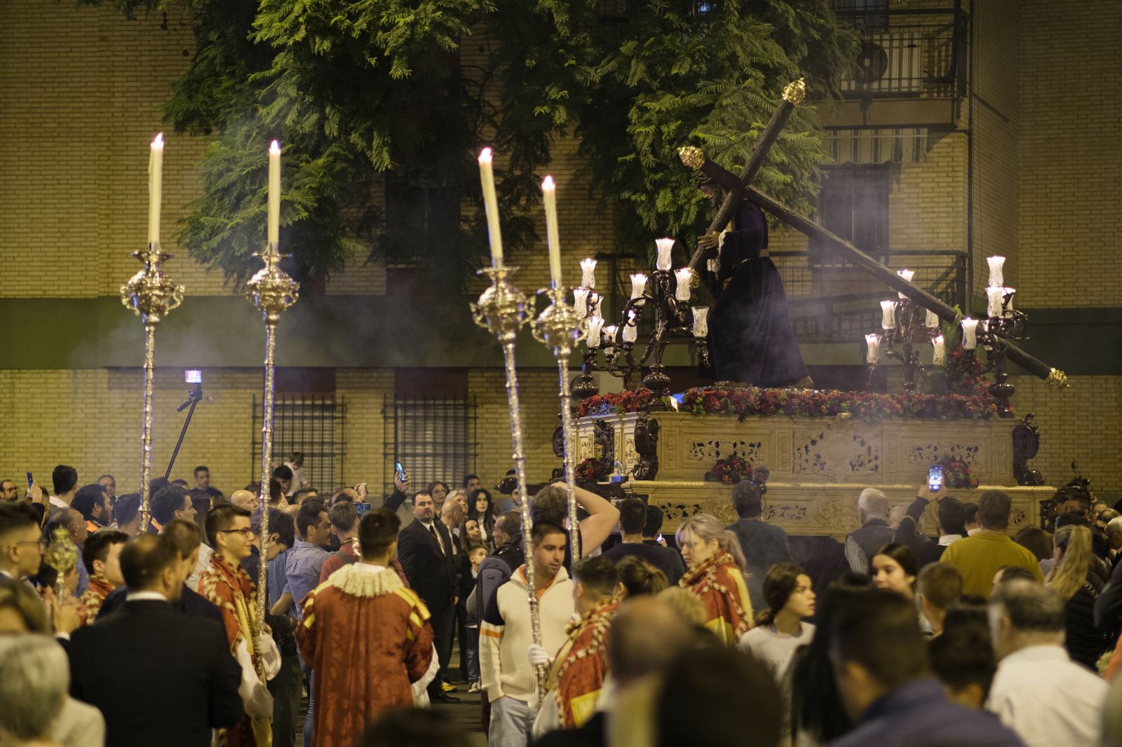 Las imágenes de la procesión del Cristo de la Bondad de San Leandro
