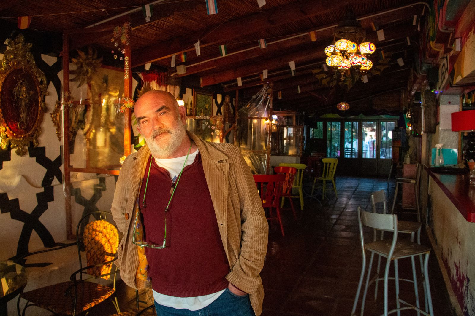 Media vida al servicio de La Cochera, uno de los garitos míticos en la Costa de Granada