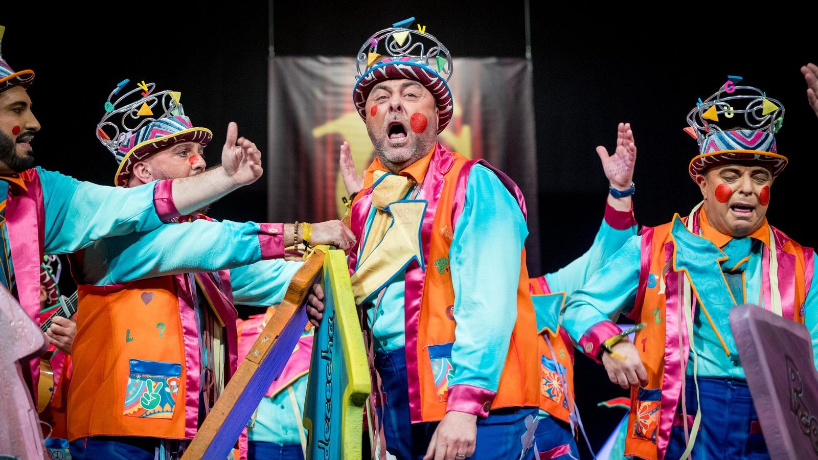 Búscate entre las mejores imágenes de la séptima sesión de cuartos de final del COAC 2025