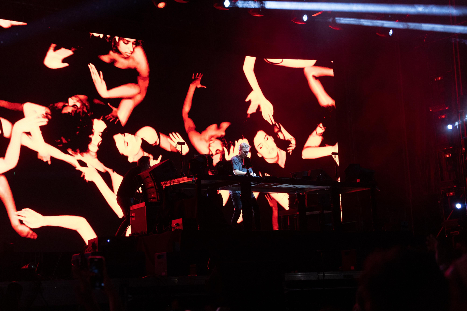 Búscate en las imágenes del concierto de David Guetta en el Puerto de Santa Maria.