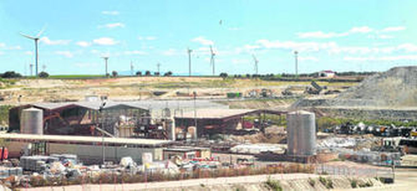 Imagen panorámica de las instalaciones de Verinsur en el complejo medioambiental de Bolaños.