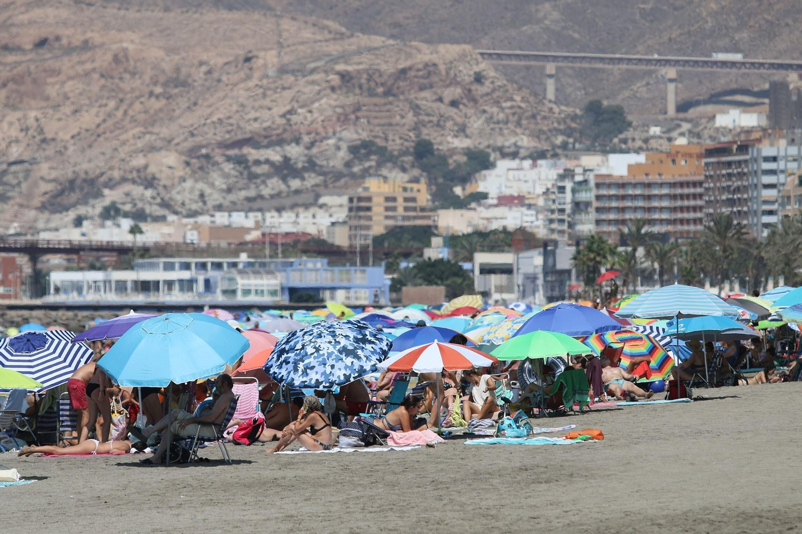 Playa de El Zapillo este pasado mes de agosto