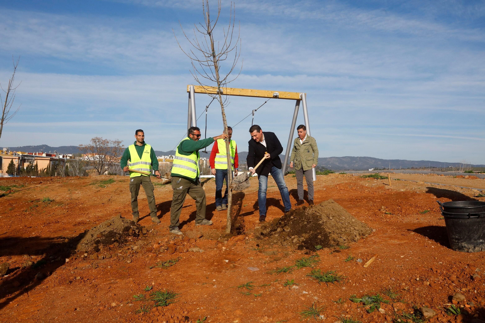 Así avanzan las obras de la segunda fase del parque de Levante de Córdoba, en imágenes