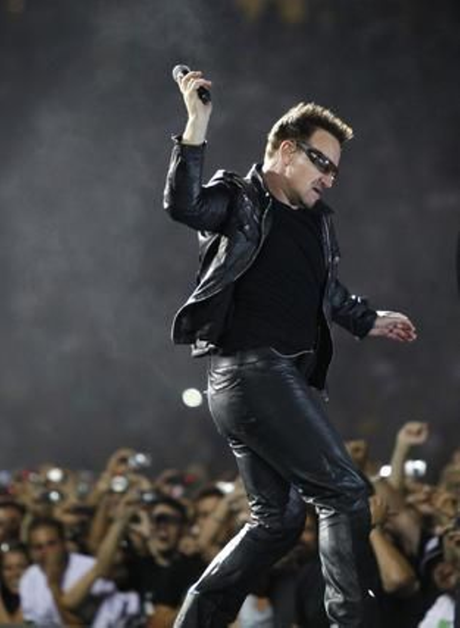 Bono apenas paró durante el tiempo que duró el concierto.

Foto: Pizarro