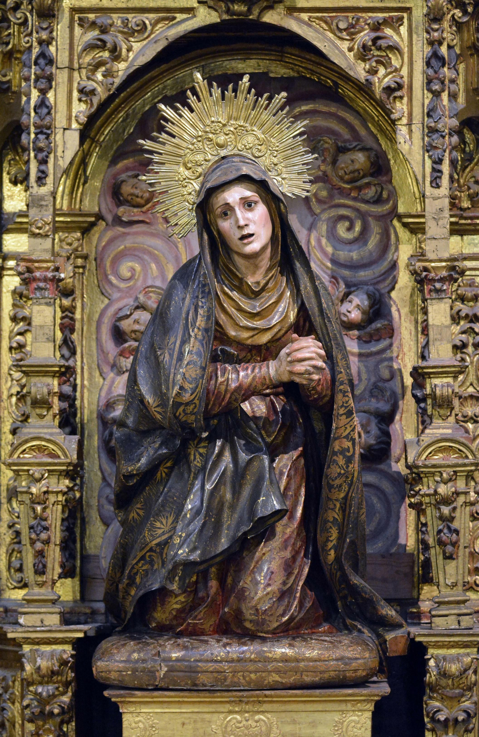 La Virgen de la Antigua en su altar de la iglesia de Santiago.