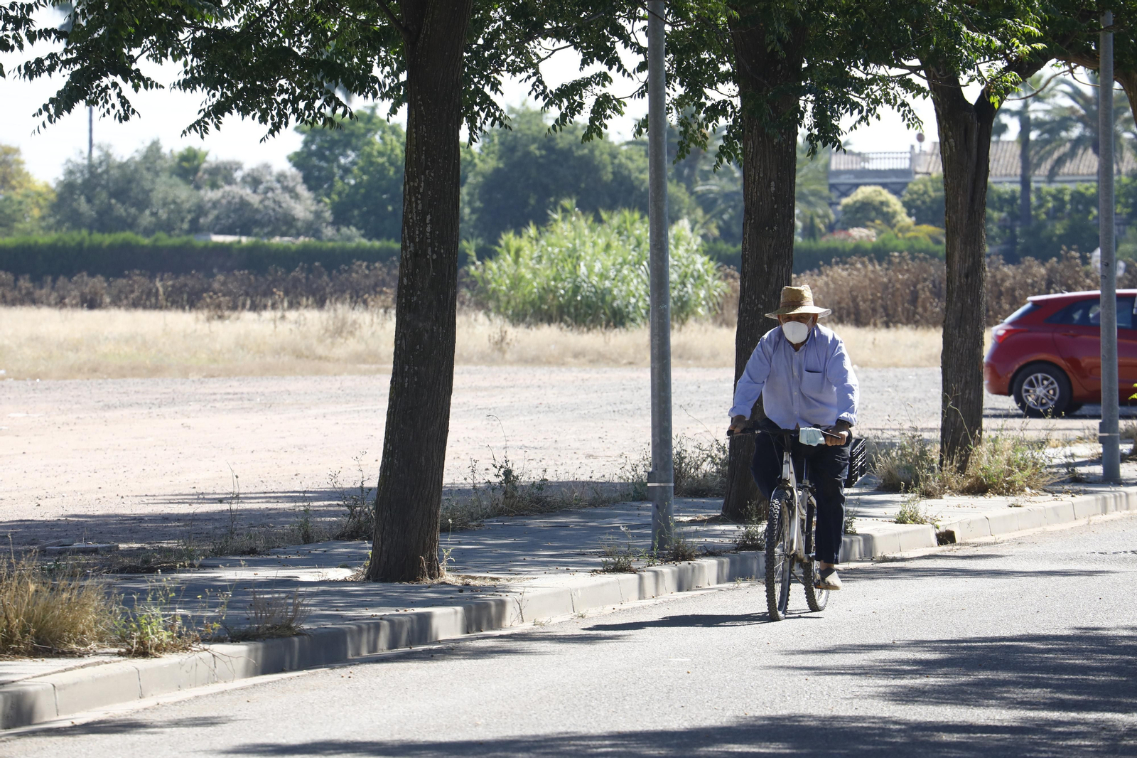 Un recorrido en fotografías por El Higuerón, uno de los barrios más pobres de Córdoba
