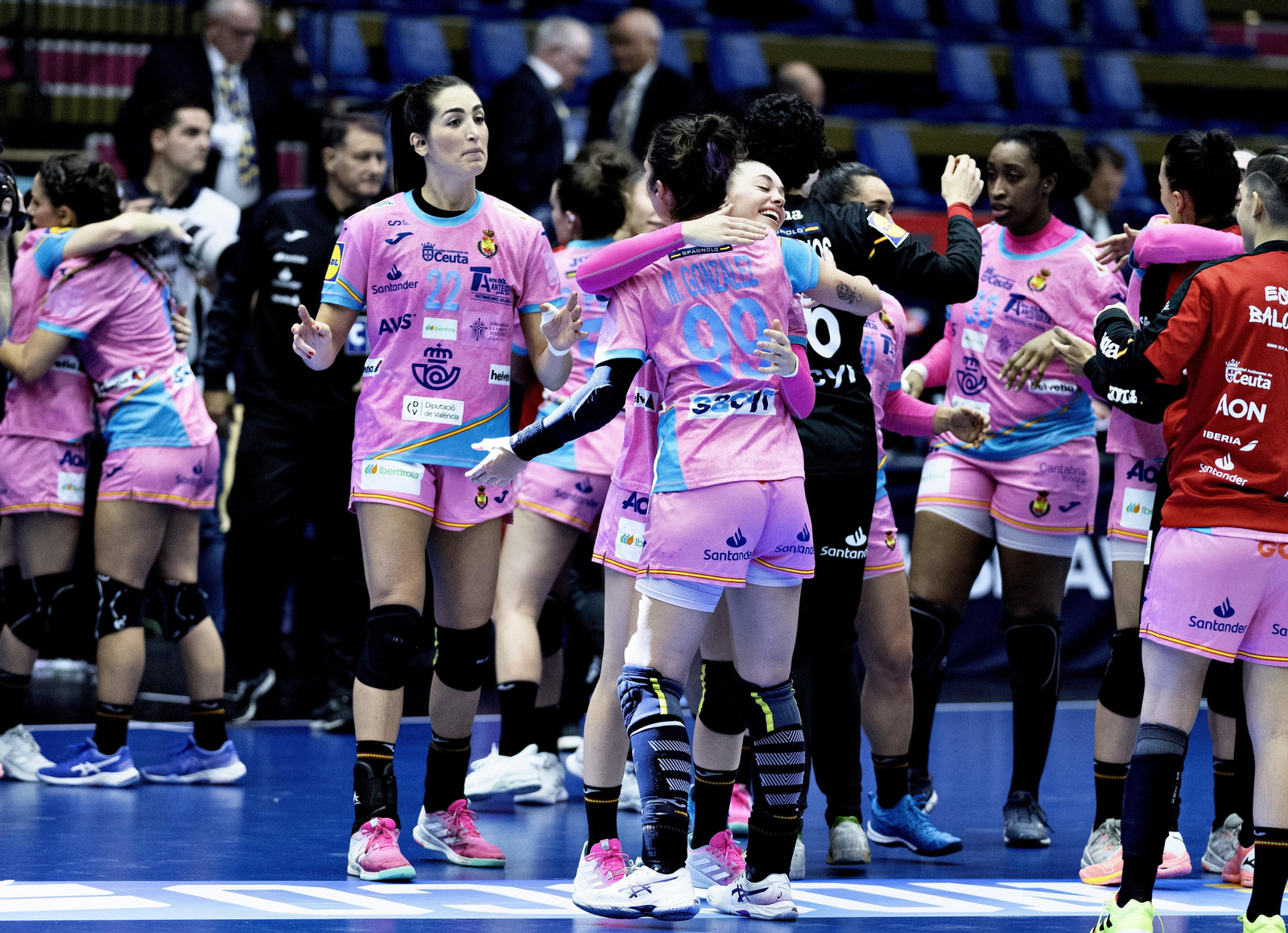 Celebración de España tras el triunfo.