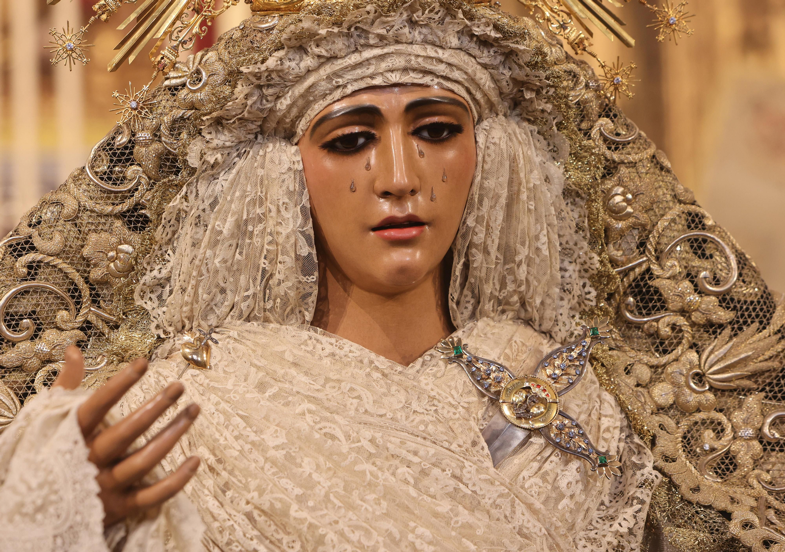 Besamanos de la Esperanza de Triana