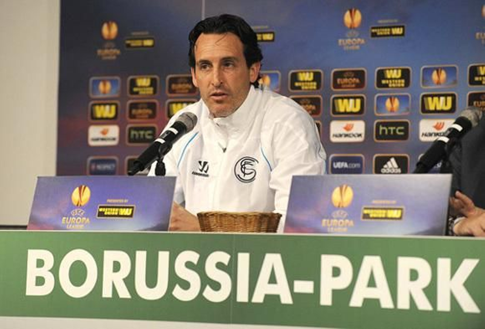 Emery y el reto de tener partidos "de este nivel"