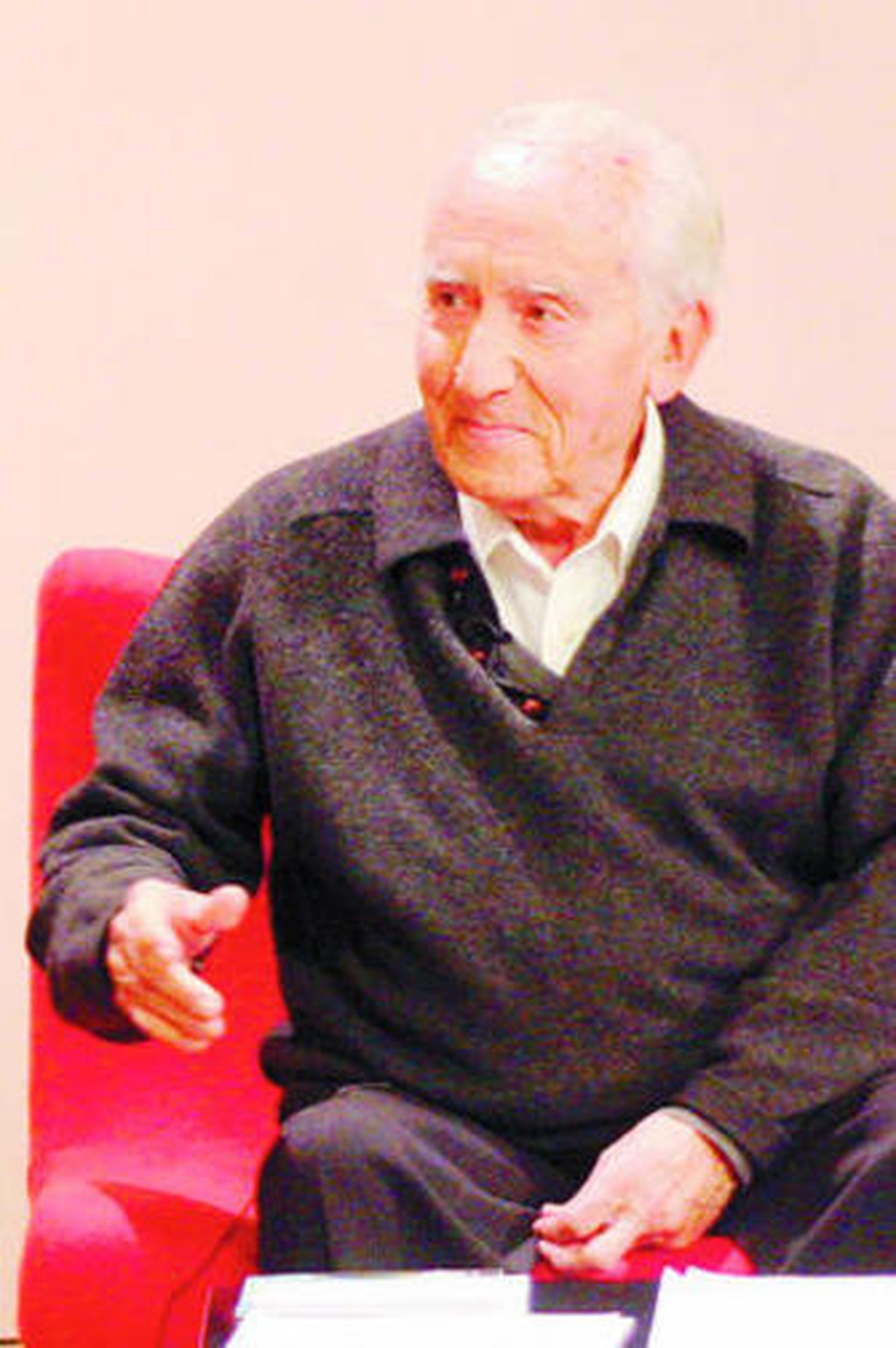 El fallecido padre Girón.