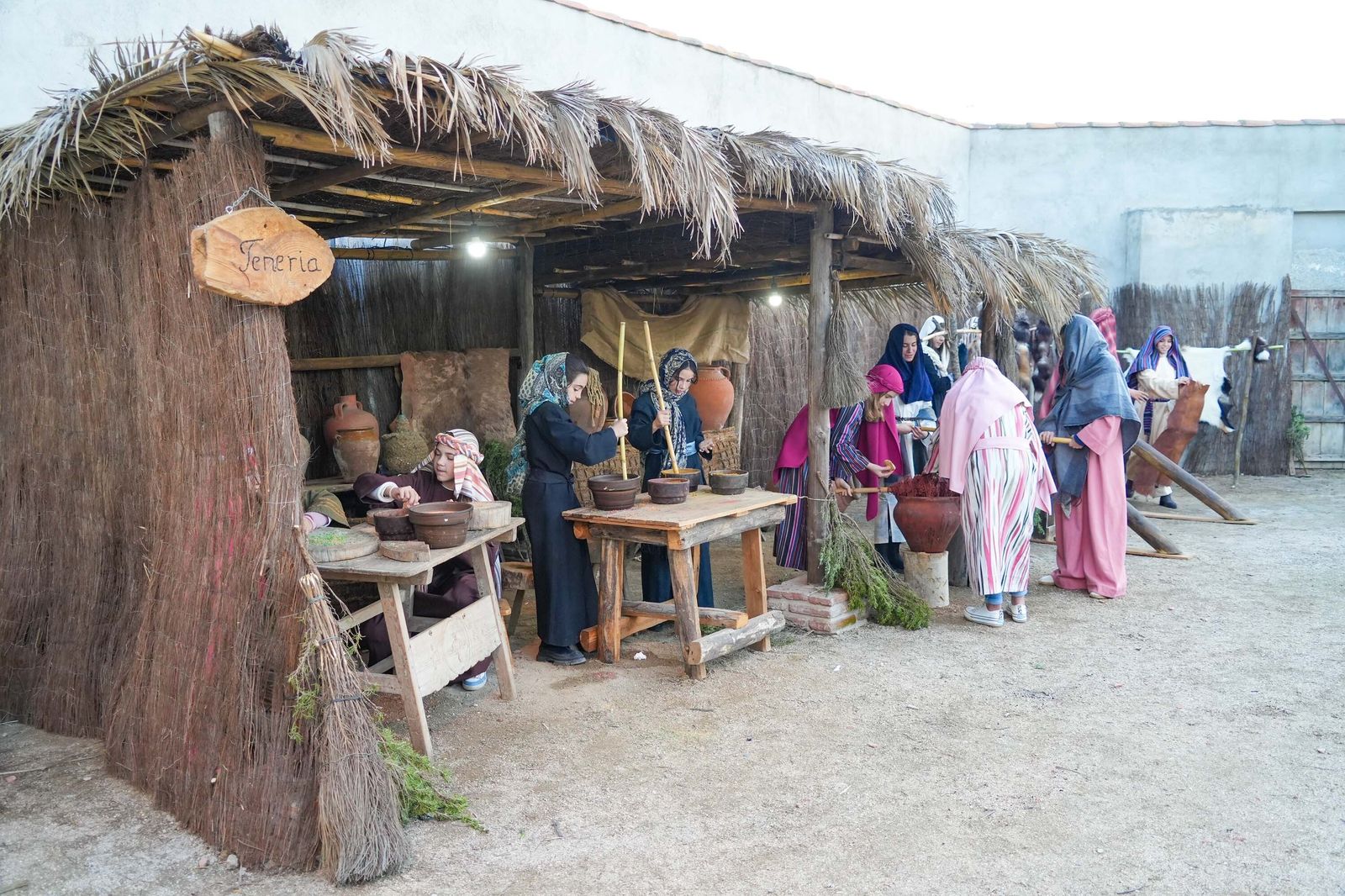 Torrecampo vive una nueva edición de su belén viviente, en imágenes