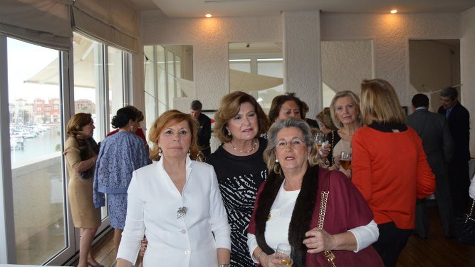 La homenajeada aparece en la imagen con Susana Rendón-Luna, Auxi  González de la Vega y Begoña Ingunza.