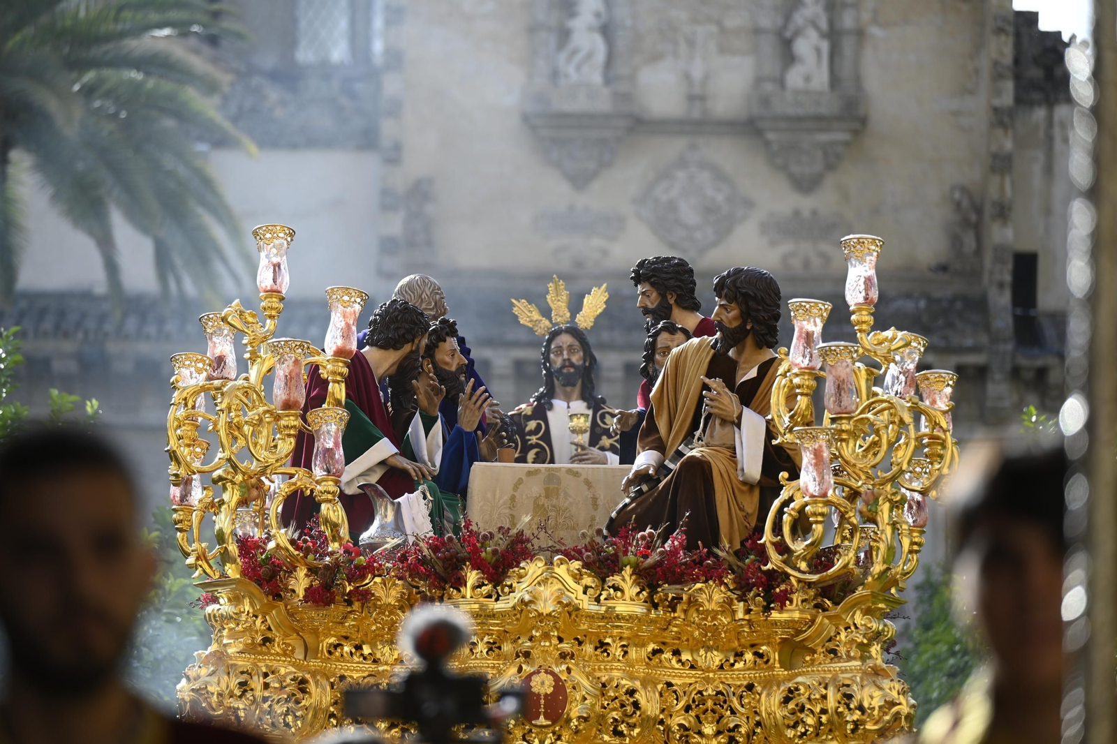 Traslado de la Sagrada Cena a su templo tras el Magno Vía Crucis