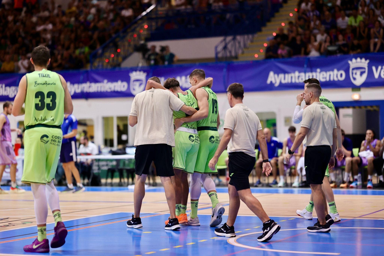 Máxima preocupación en el Unicaja por Dani Carrasco y su rodilla