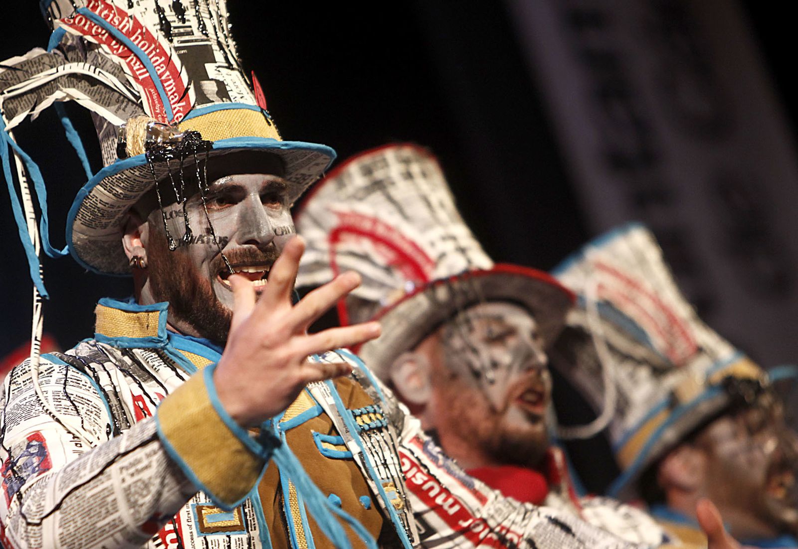 Las imágenes de la decimoctava función de clasificatorias