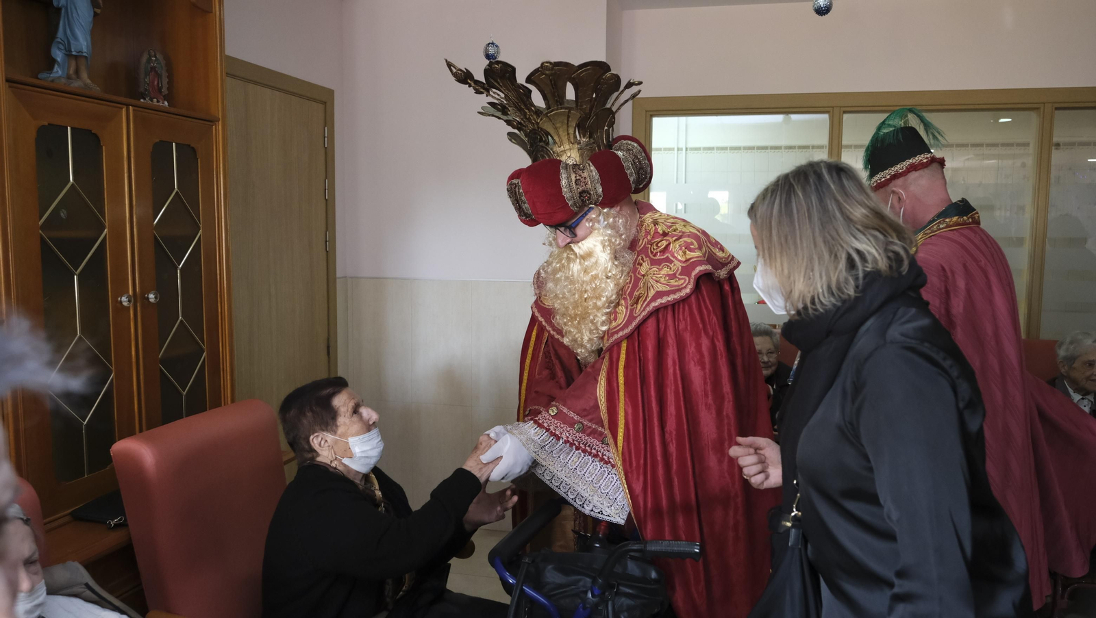 Los Reyes Magos en la Residencia Santa Teresa Jornet