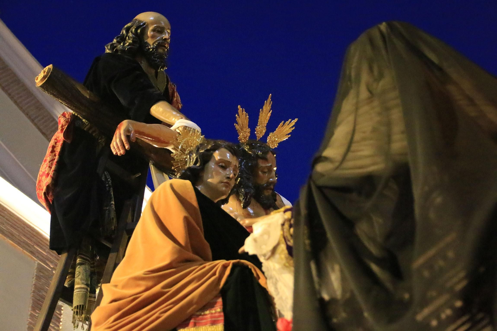 La procesión del Silencio, en imágenes