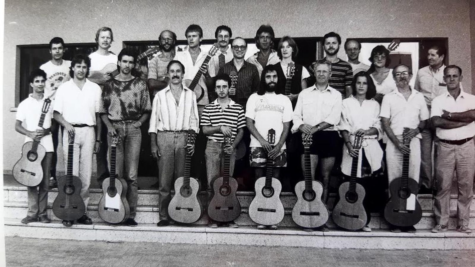 Alumnos alemanes y austríacos del curso de guitarra.