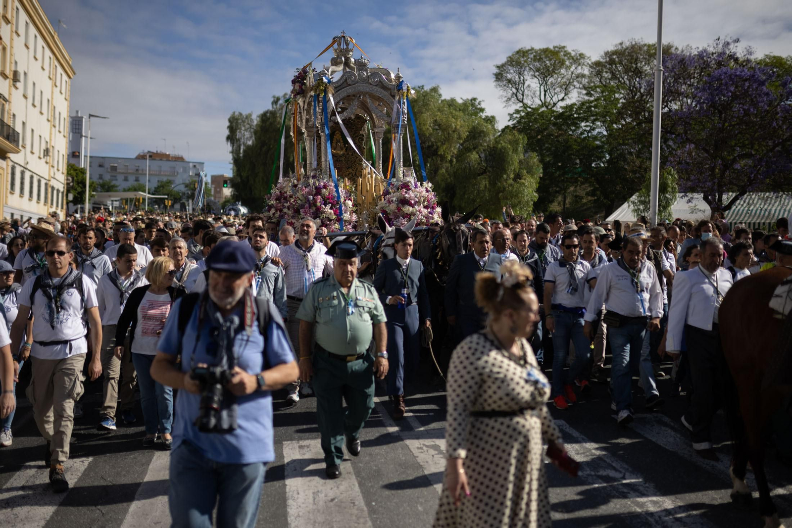 Las mejores imágenes de la salida de la Hermandad del Rocío de Huelva