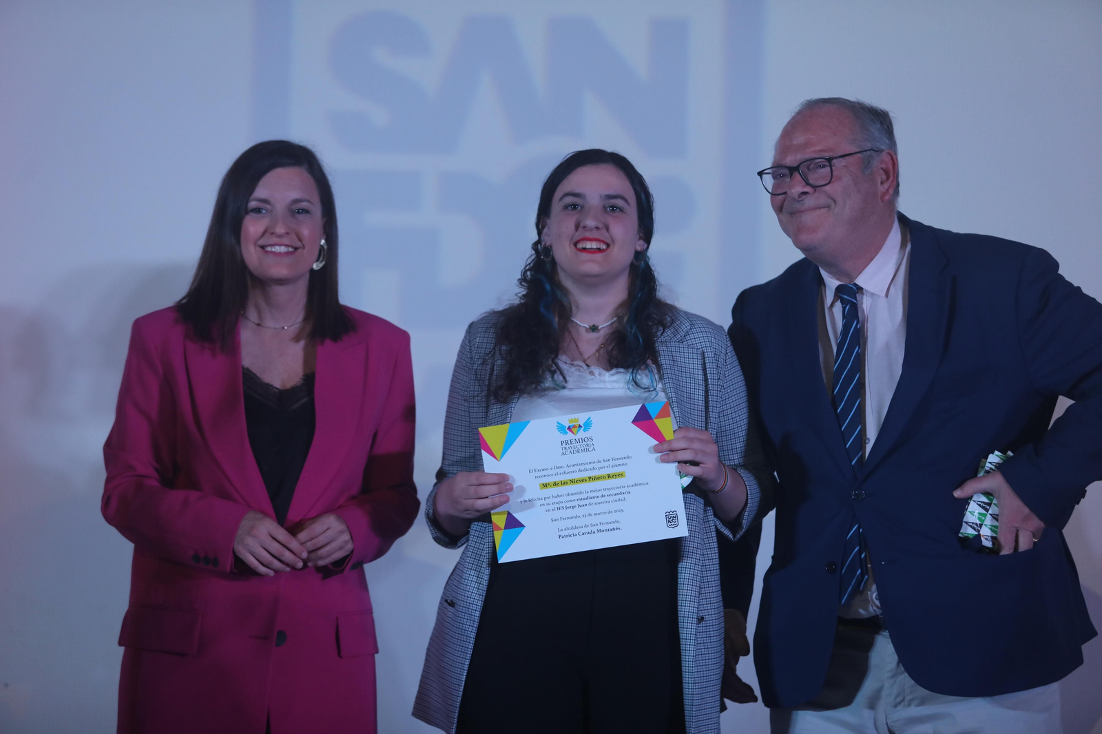 Las imágenes del acto de entrega de premios a los mejores expedientes académicos en San Fernando