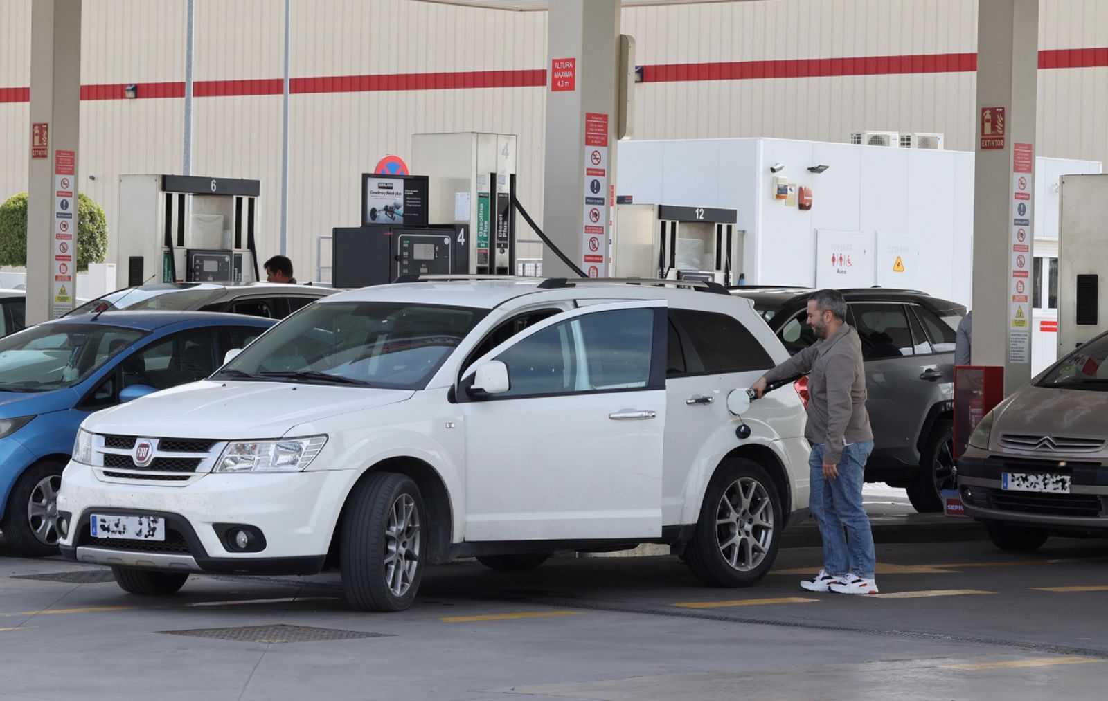 Sube la gasolina en Sevilla: cinco días de guerra en Irán disparan el precio