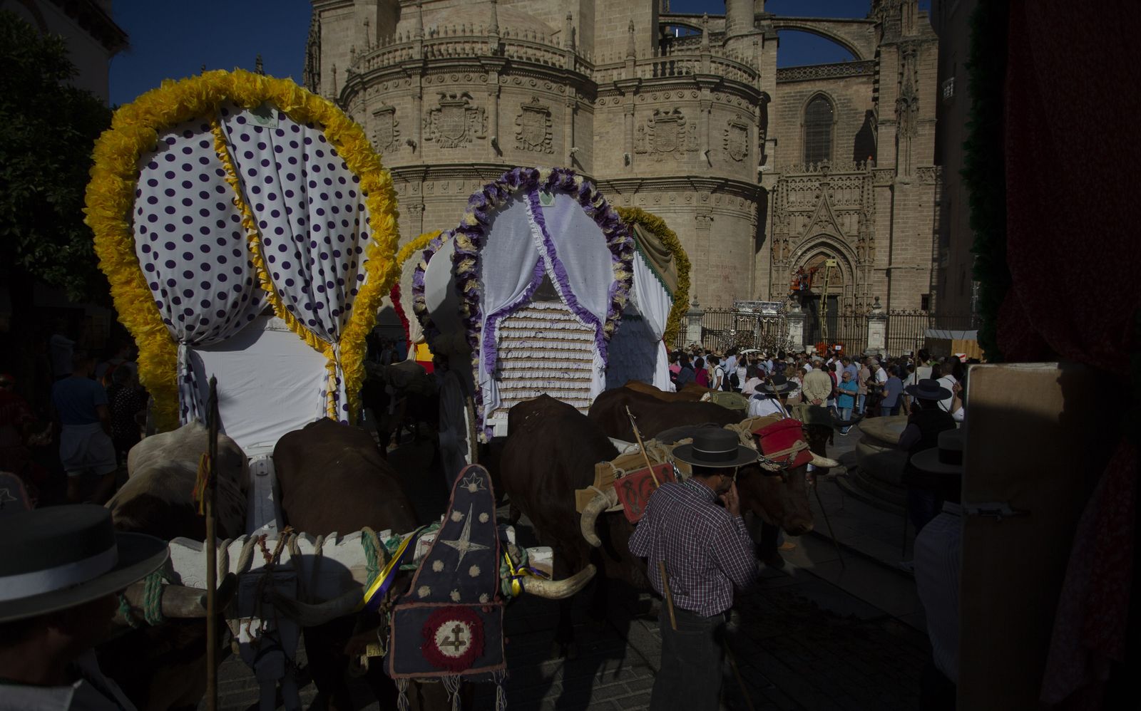 Salida de la Hermandad de Sevilla hacia El Rocío