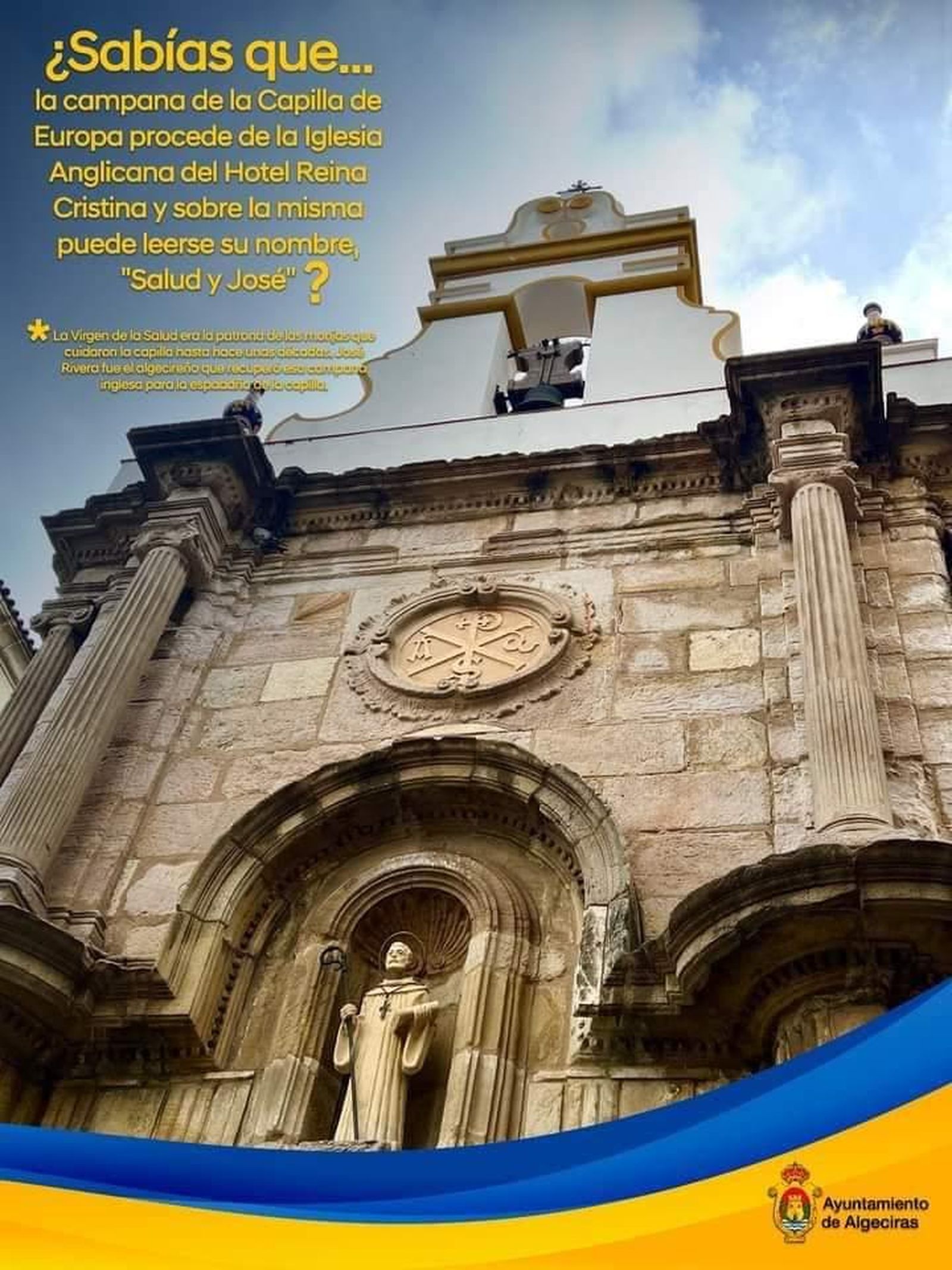 Carteles sobre las curiosidades de Algeciras expuestos en Plaza Alta.