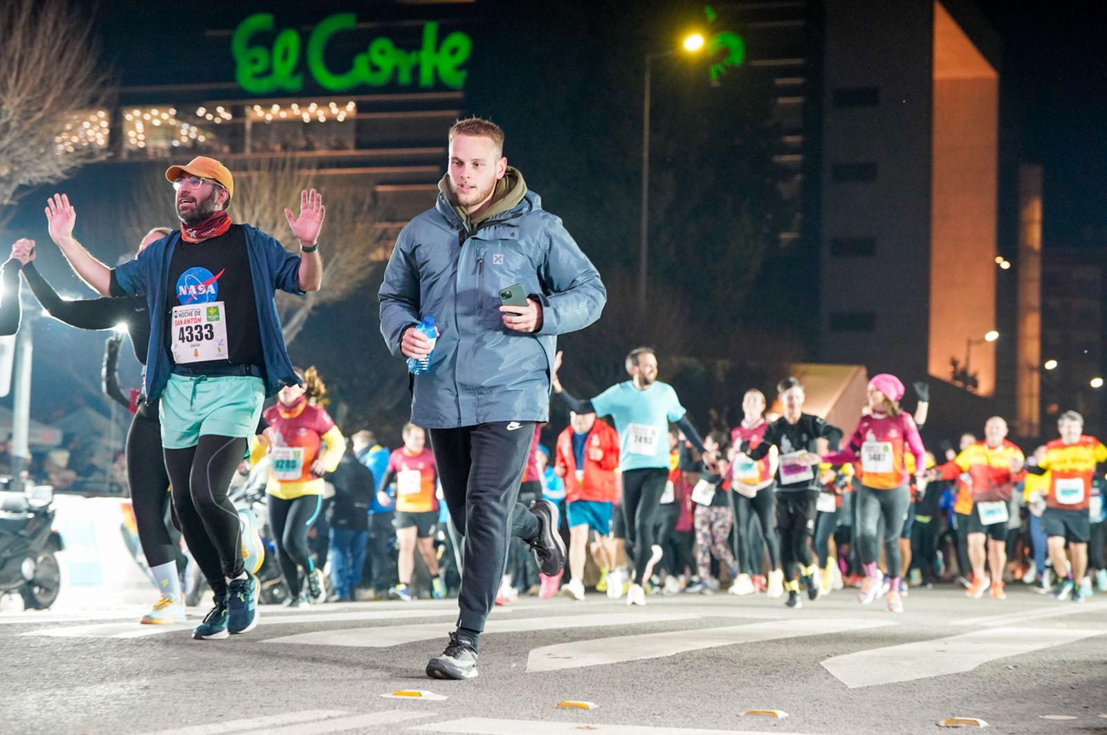 En imágenes: búscate en tu llegada a meta de la Carrera de San Antón 2026 (1)