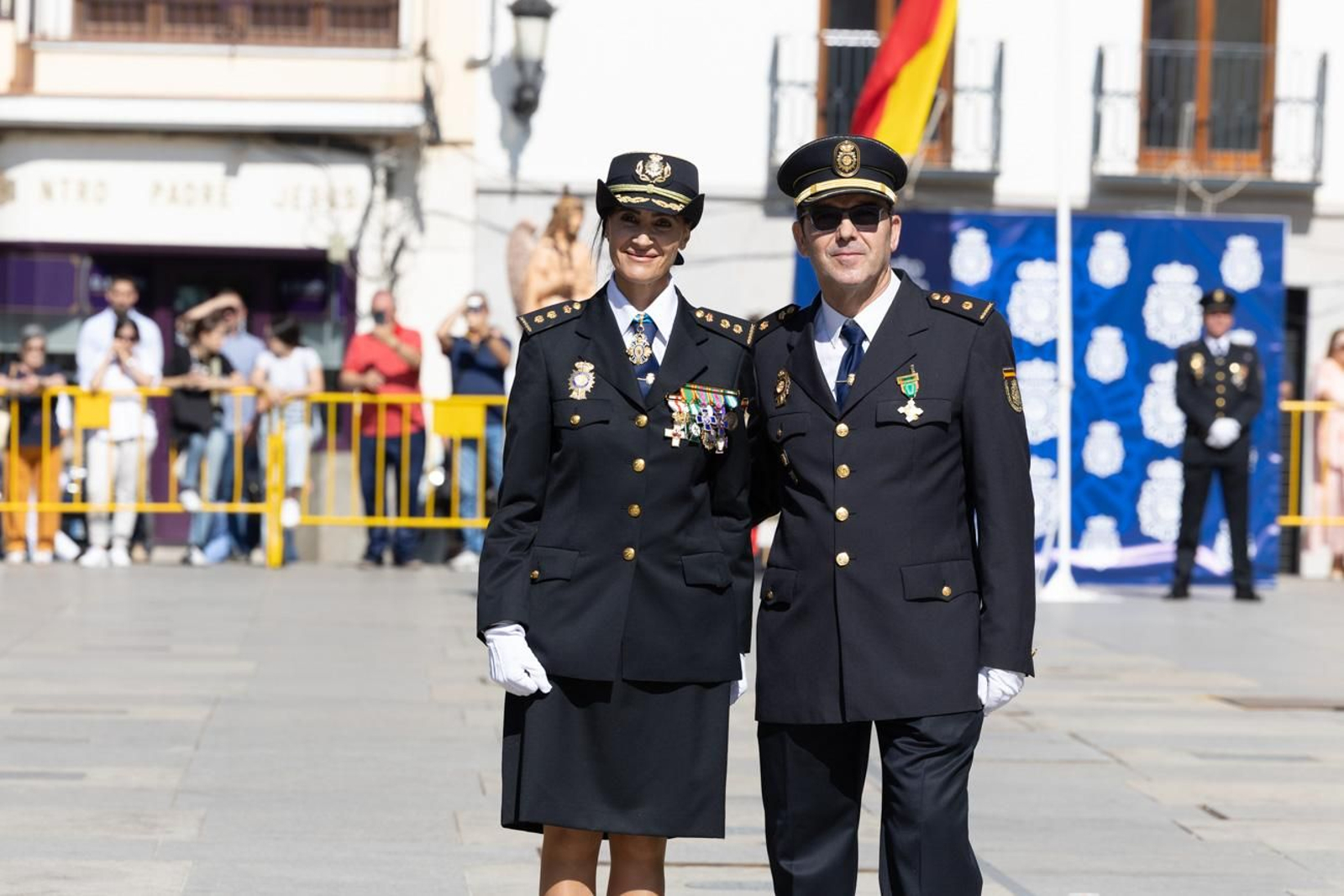 Acto por el día de la Policía Nacional, con motivo de la festividad los Santos Ángeles Custodios