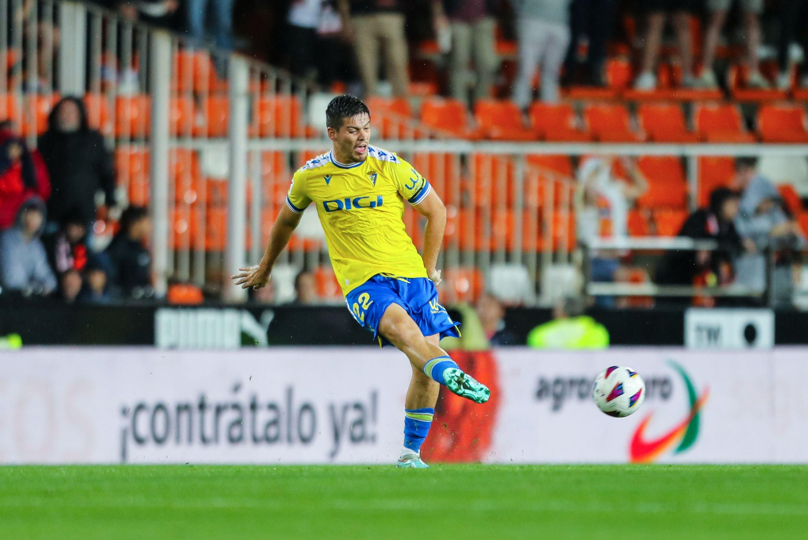 Todas las imágenes del Valencia-Cádiz en Mestalla