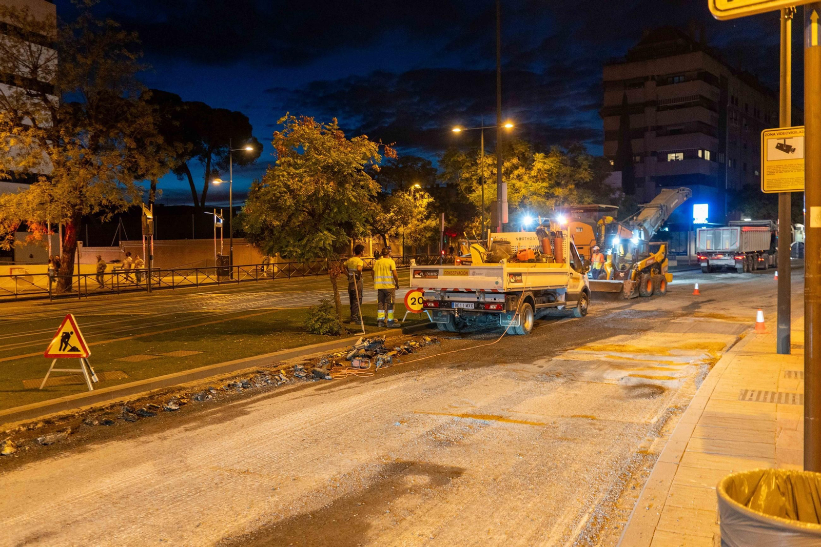 El inicio del Plan Asfáltico 2025 de Granada, en imágenes