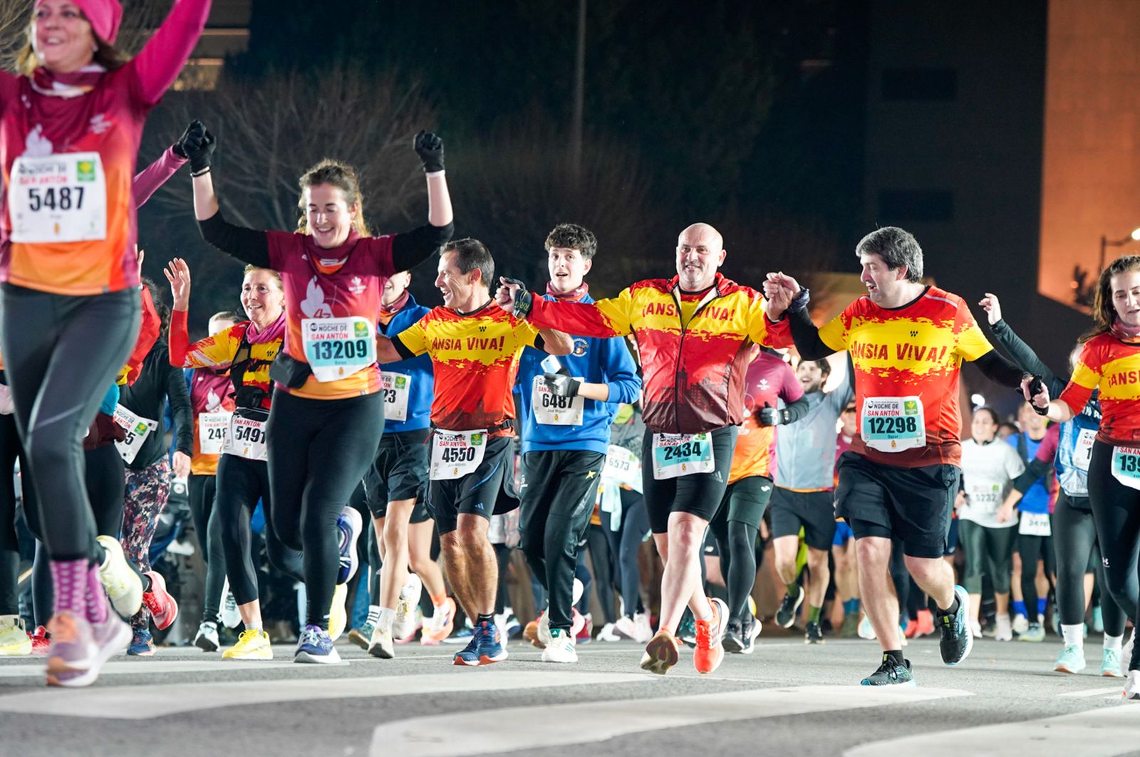 En imágenes: búscate en tu llegada a meta de la Carrera de San Antón 2026 (1)