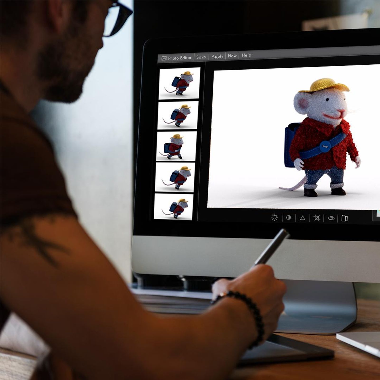 Trabajo en la productora para la recreacion en 3D del personaje del Padre Coloma