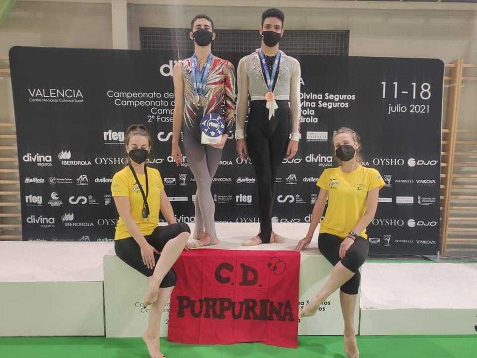 El Club Purpurina de Roquetas asciende a Primera Categoría de gimnasia rítmica