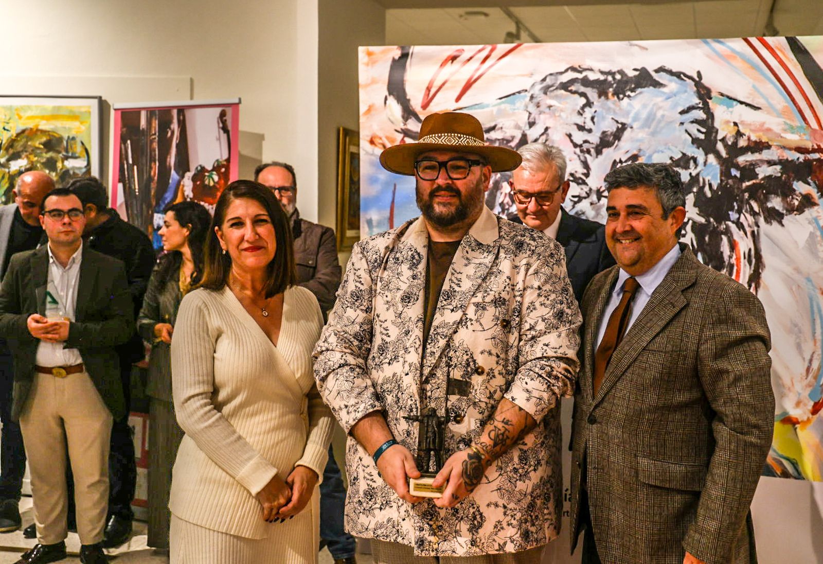 Fotografías de la exposición de ámbito taurino 'Miradas, trazos y estilo'. En el Museo de Huelva