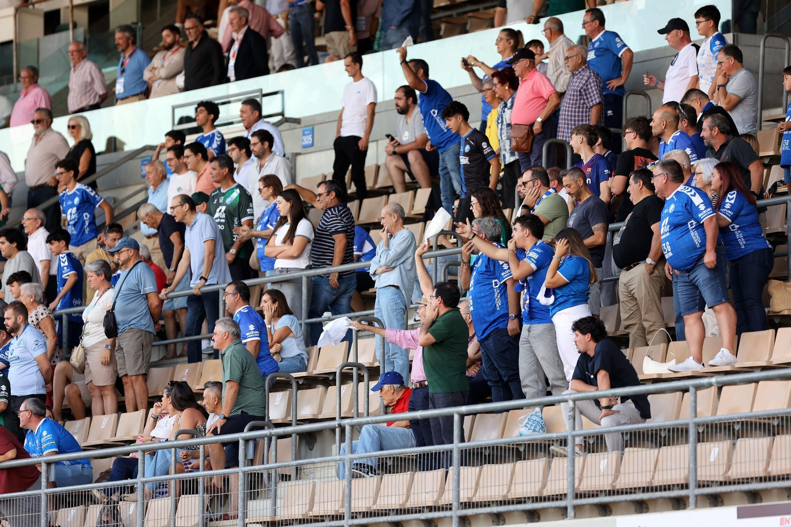 Búscate en el Xerez DFC contra el Yeclano Deportivo en Chapín