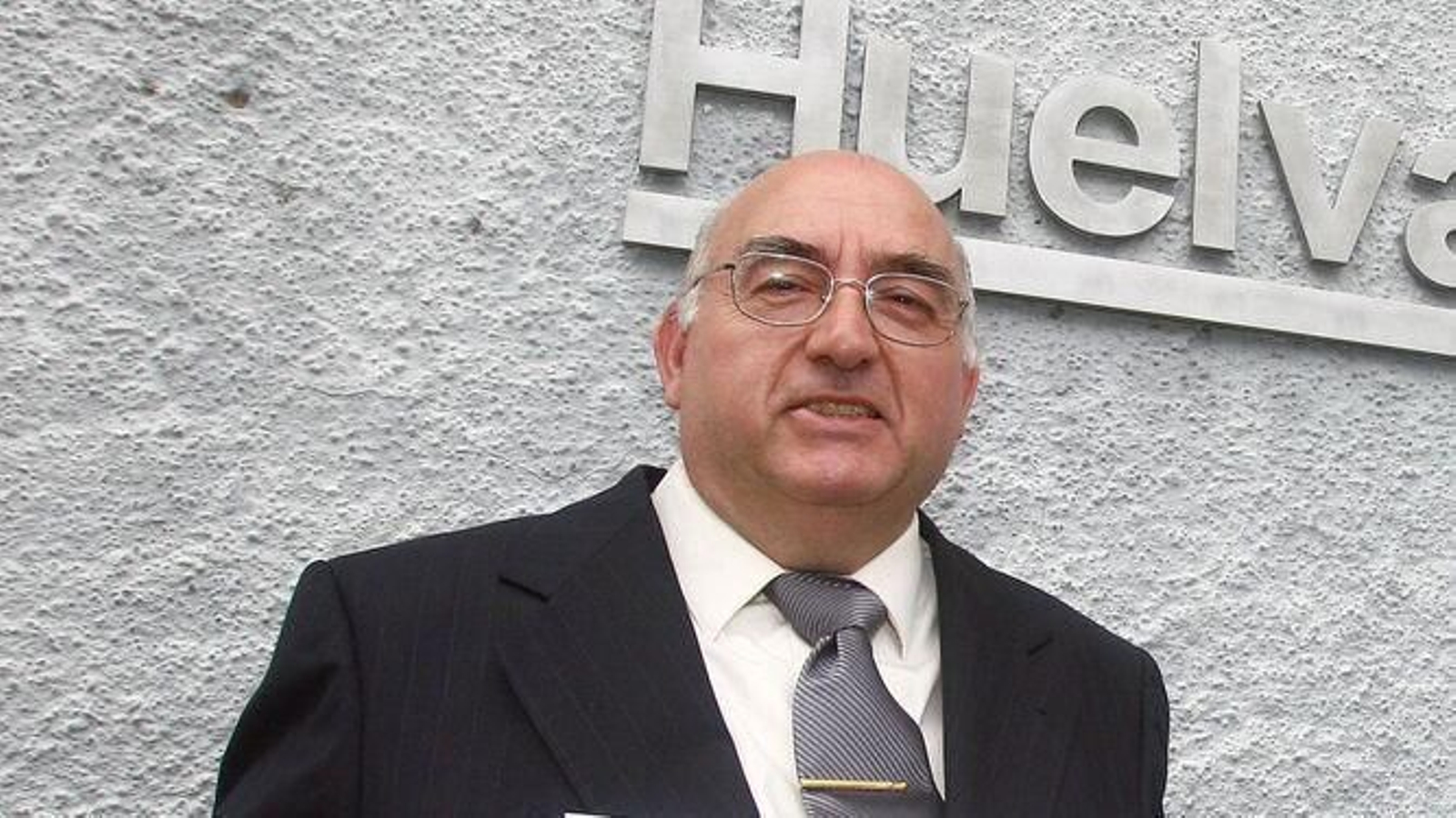Luto en Huelva por el fallecimiento del historiador Antonio José Martínez Navarro Luto en Huelva por el fallecimiento del historiador Antonio José Martínez Navarro