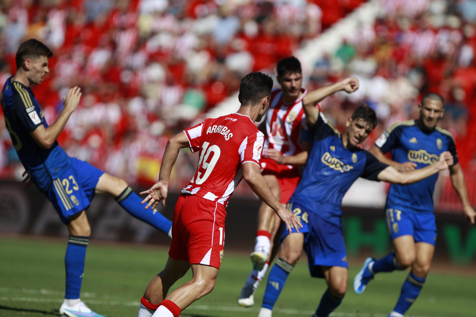 Imágenes del empate a 3 de la U.D. Almería y el Granada C.F.