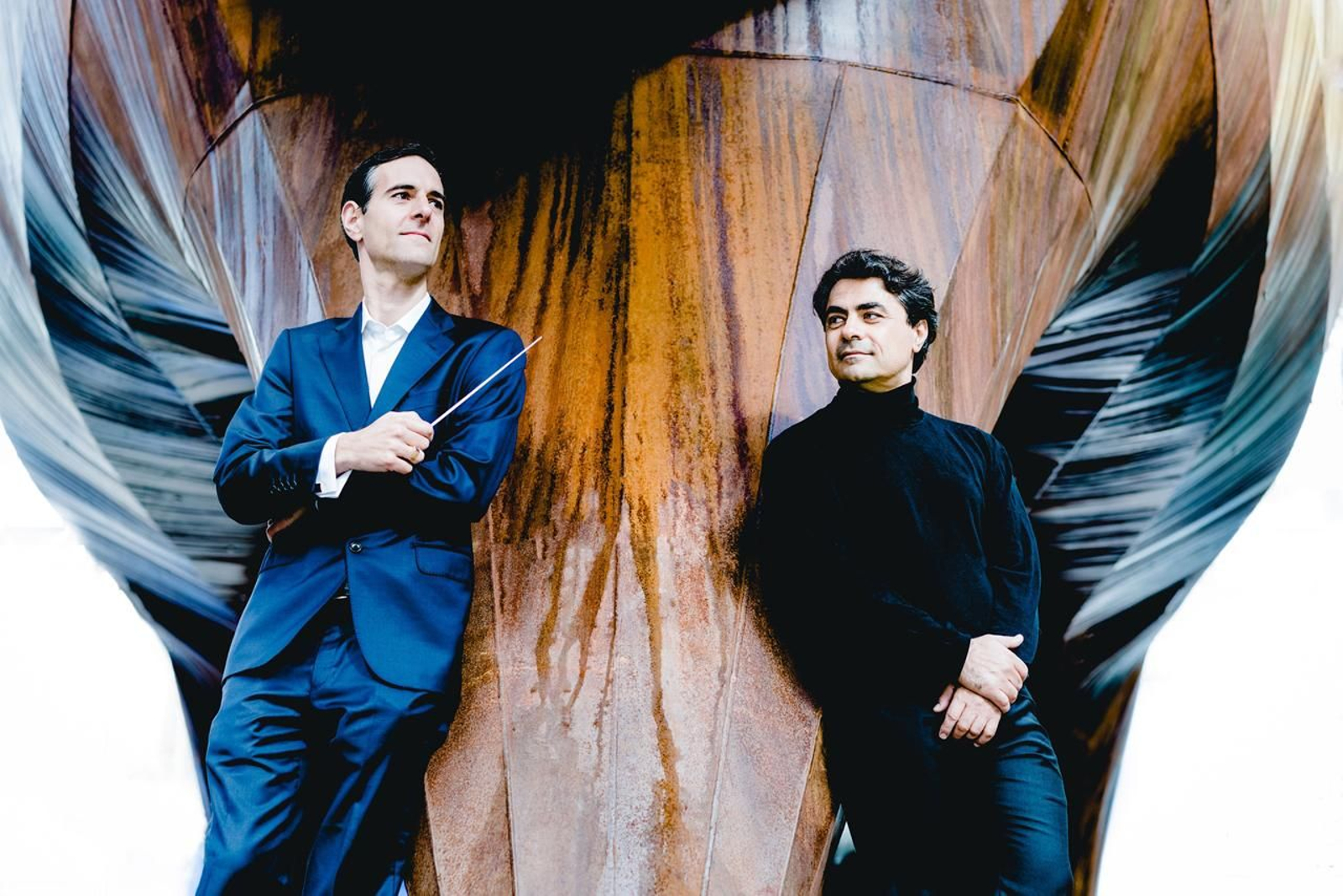 El director Eduardo Portal y Gustavo Díaz-Jerez.