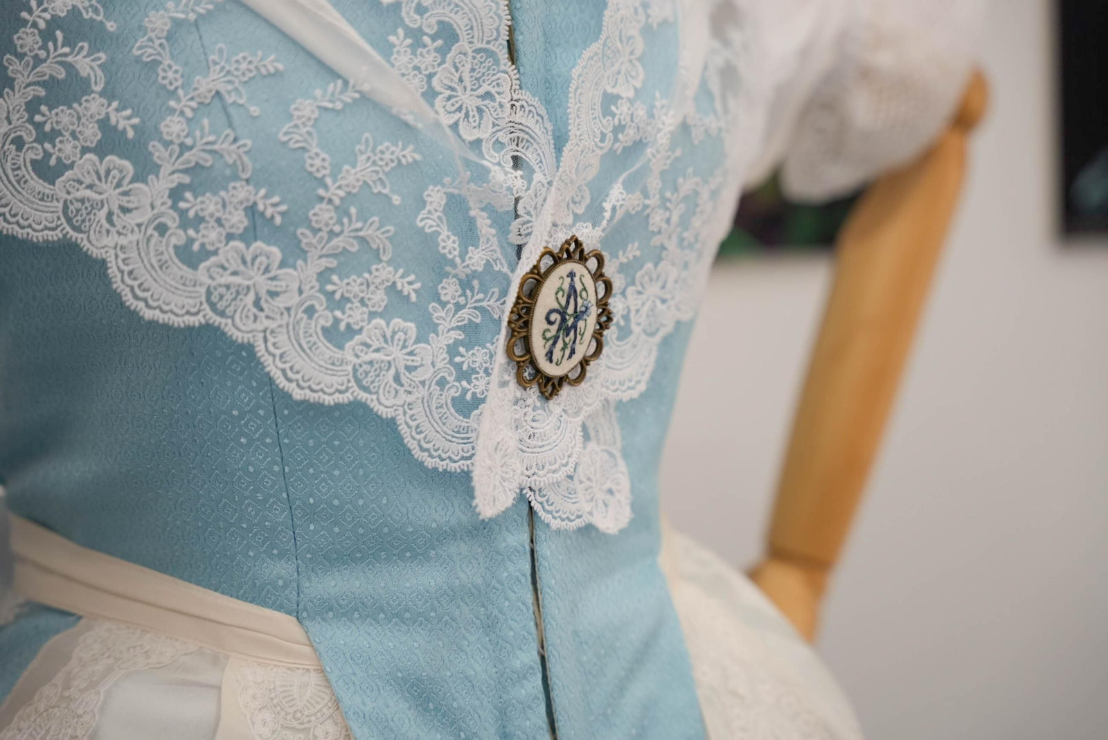 Las mejores imágenes de la exposición "Almería viste de historia su feria"