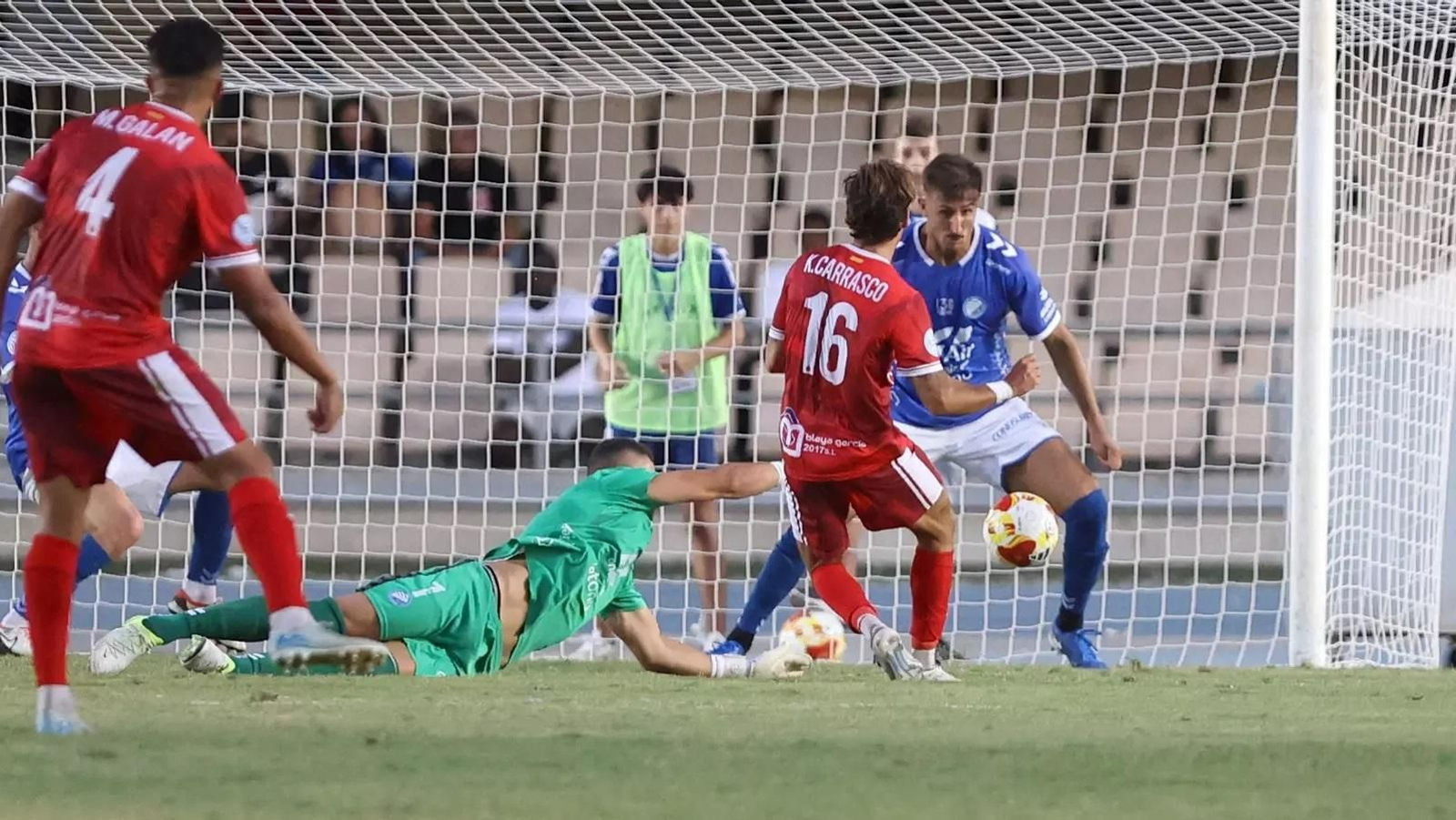 Mauro Lucero no sabrá hasta el miércoles el alcance de sus problemas de rodilla.